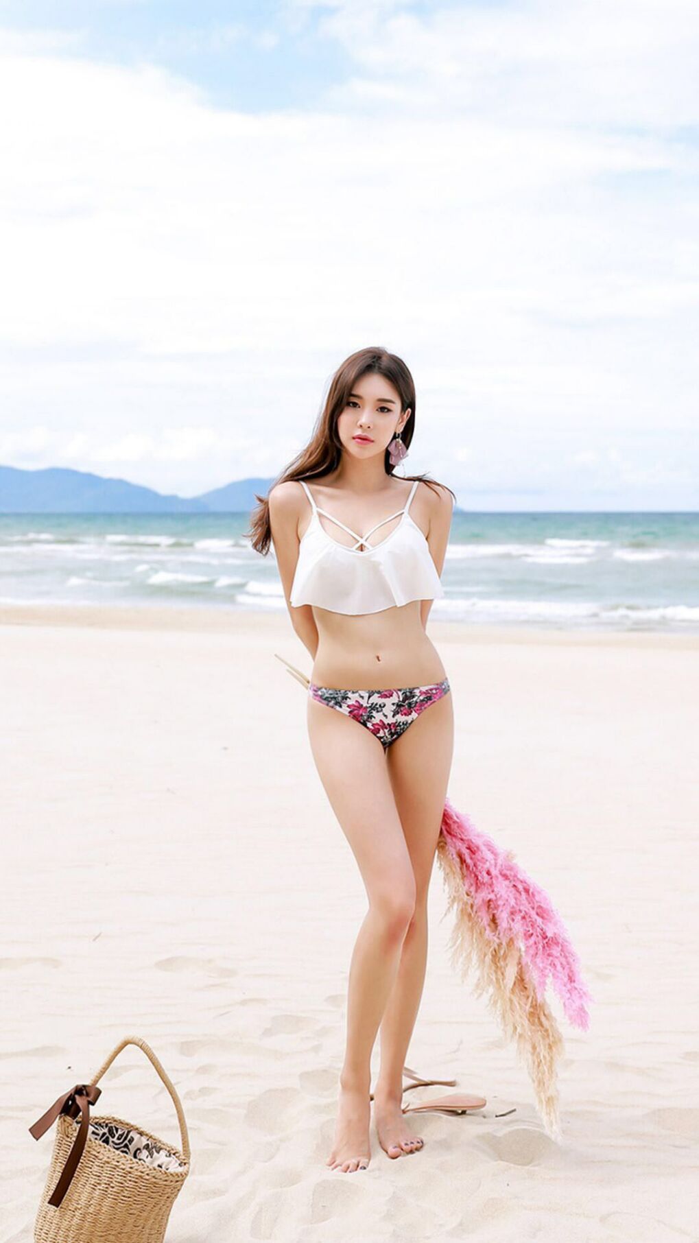 “基层青训项目在全国多地铺开,普及全民足球运动”,足球青训改革