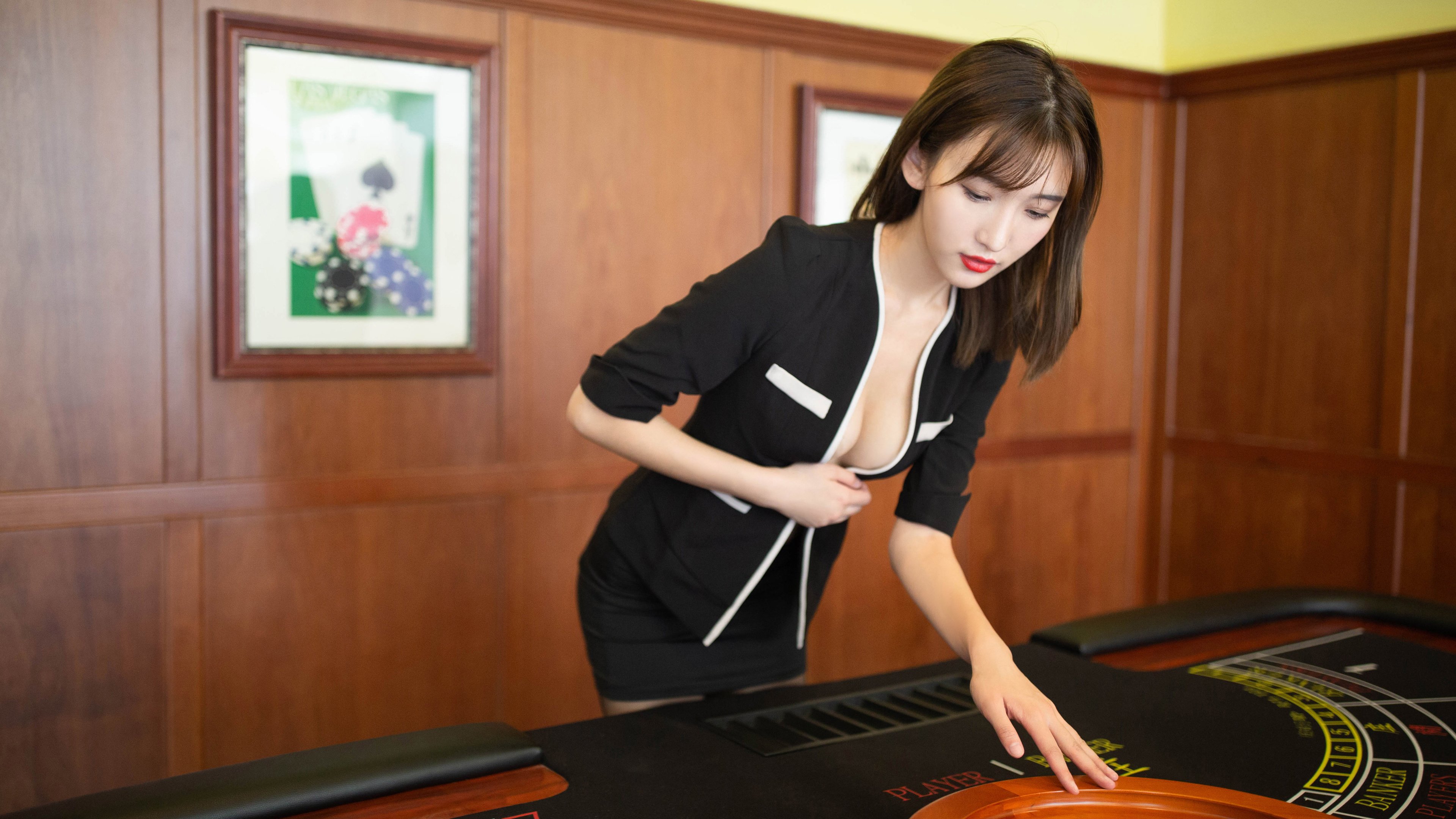 拉齐奥建立中场屏障控制比赛节奏,拉齐奥的主场