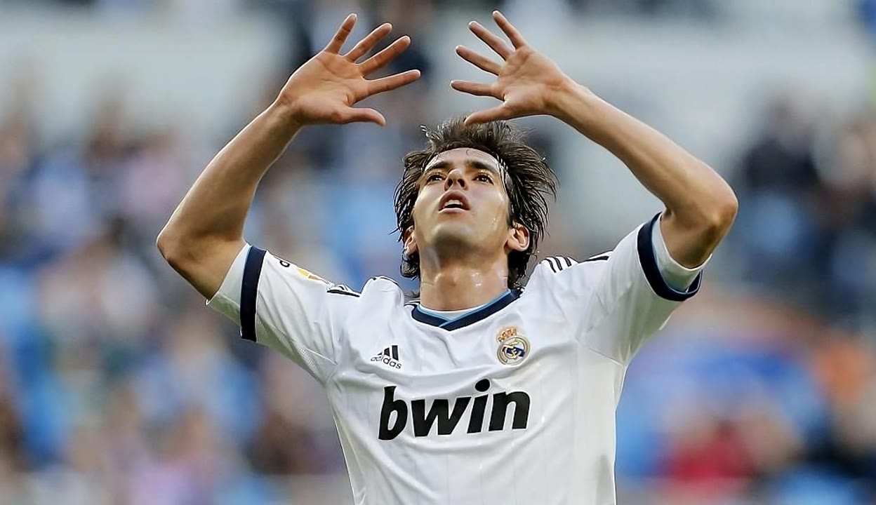 B体育官方网站：西甲阿尔科孔的进攻风格与战术演变的简单介绍