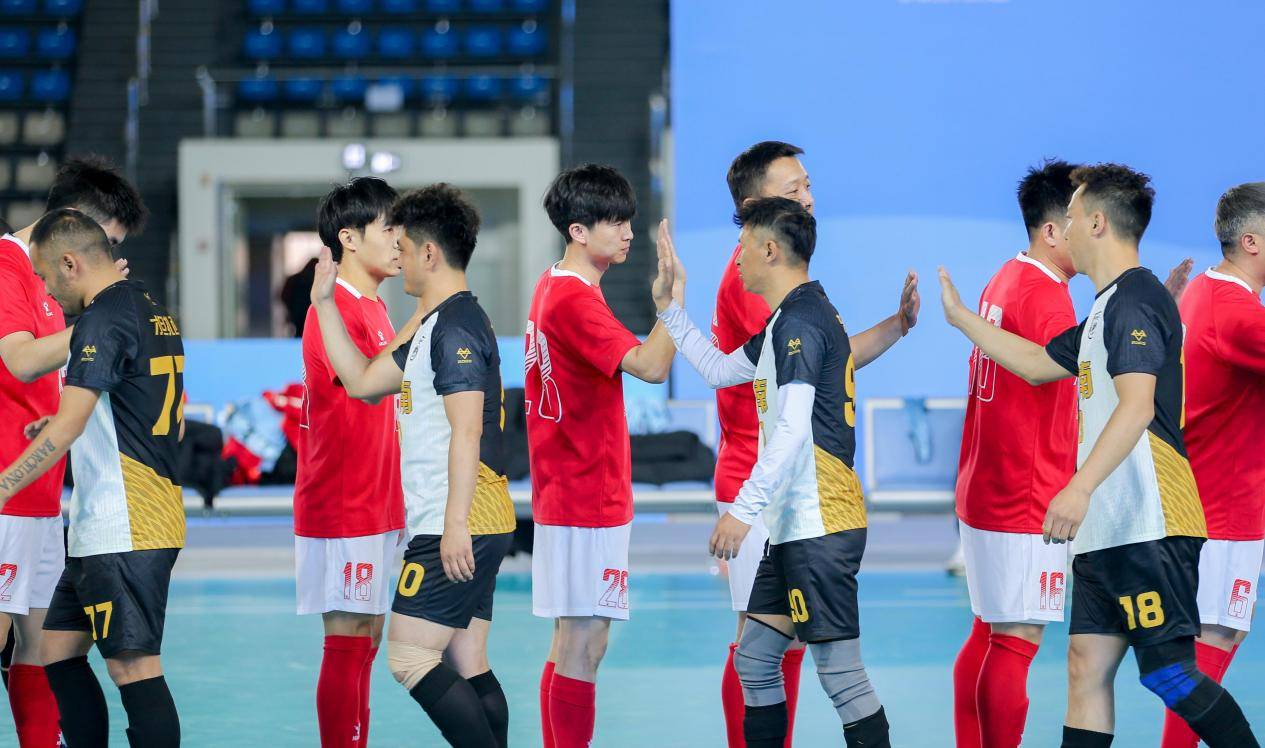 B体育：回归青涩：年轻球员的首次大赛体验的简单介绍