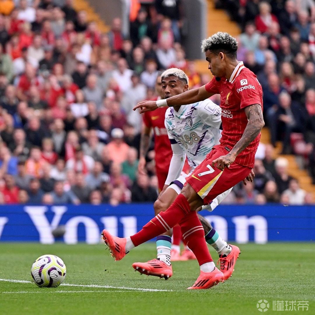 B体育平台:艾克森：在比赛中梅开二度，状态回升