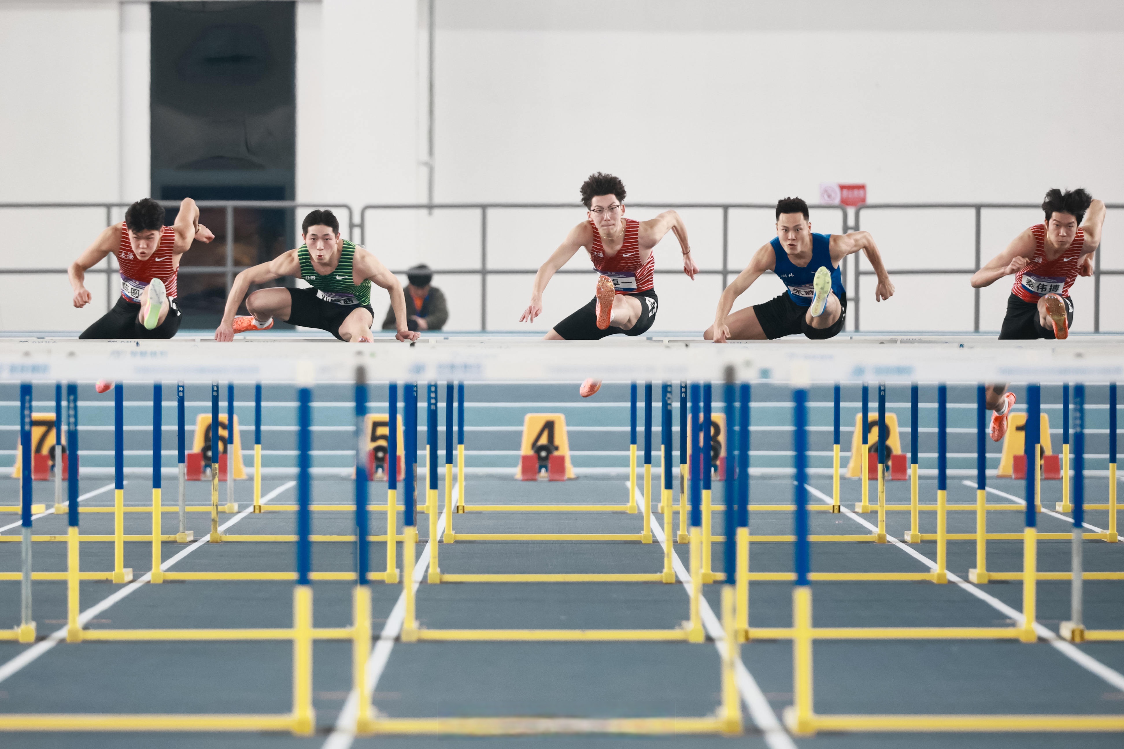 包含B体育:田径奥运会，挑战人类极限的词条