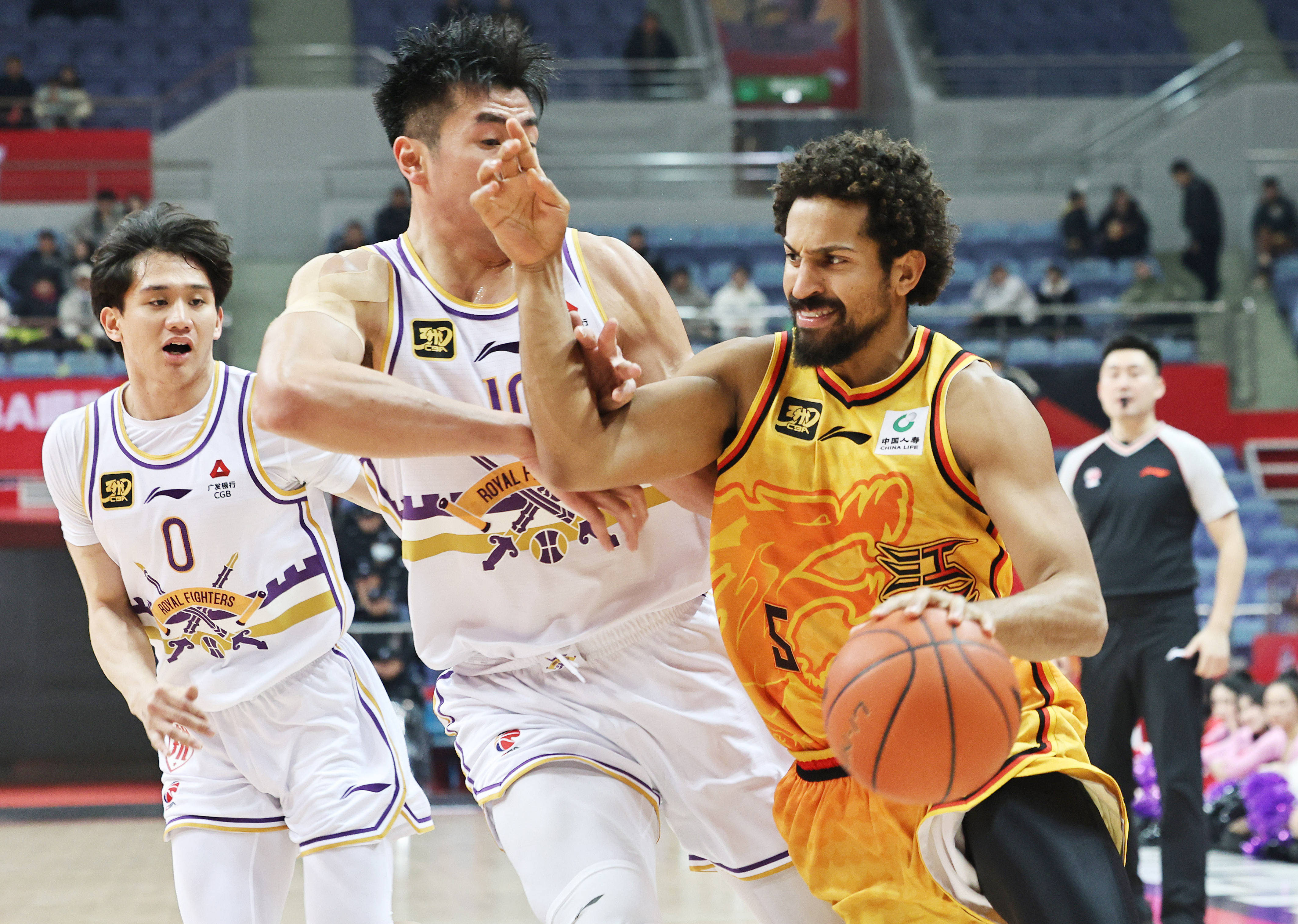 包含B体育官方网址：CBA季后赛：战术分析，谁能笑到最后？的词条