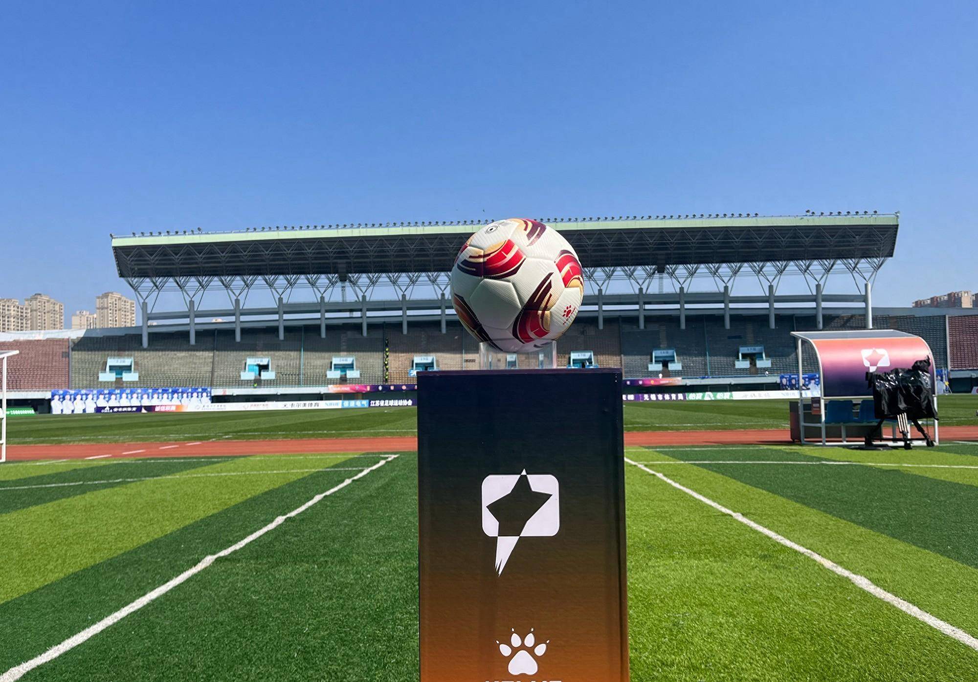 B体育平台:中超联赛裁判员体能测试：严格要求，确保执法质量的简单介绍